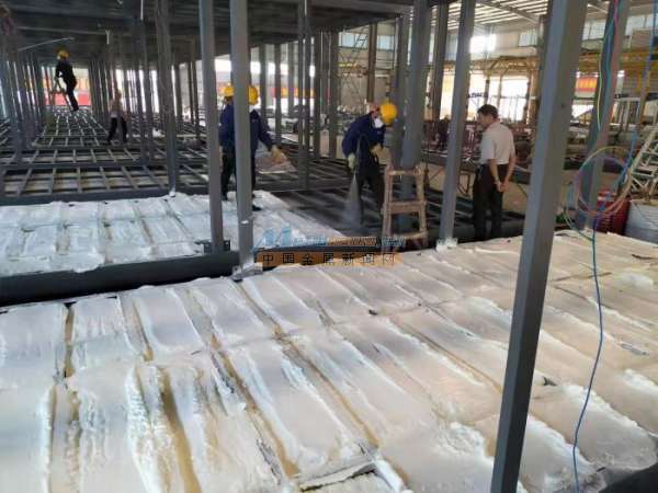 濟南京華邦威聚氨酯高壓發(fā)泡機與噴涂設備 防腐保溫管道的專業(yè)解決方案